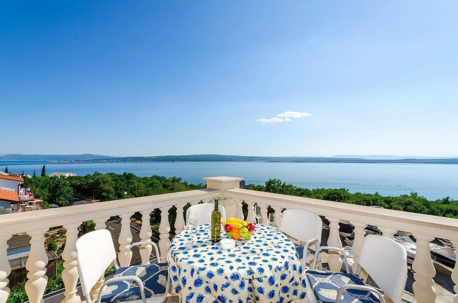 Helles Apartment Mit Traumhaften Meerblick, Grill Und Nur 500 Meter Zum Strand Dramalj Croatia