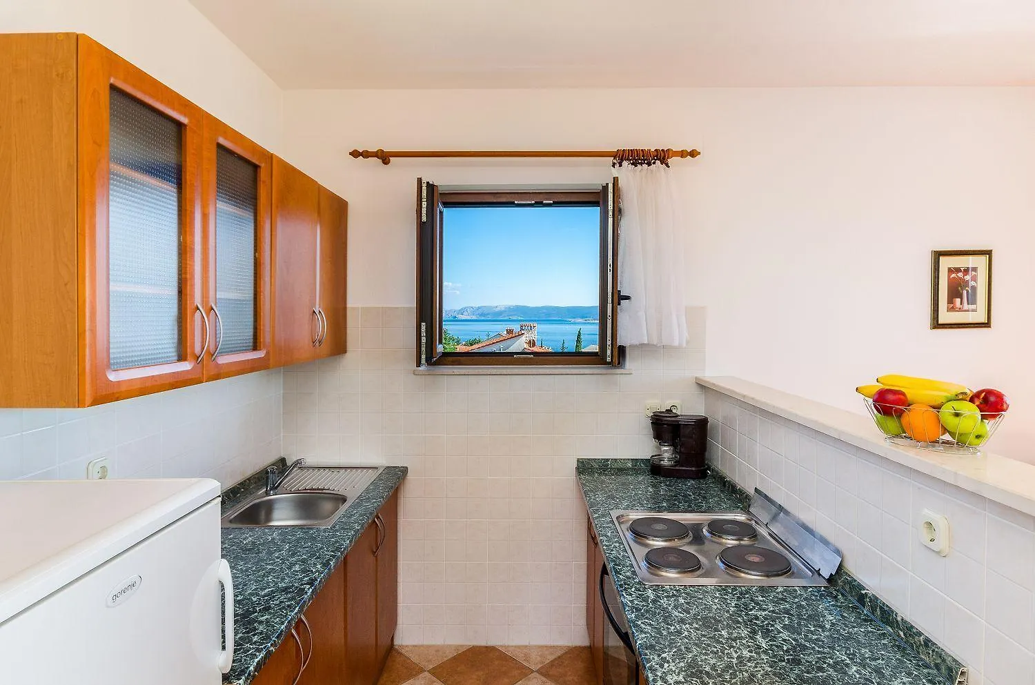 Helles Apartment Mit Traumhaften Meerblick, Grill Und Nur 500 Meter Zum Strand Dramalj